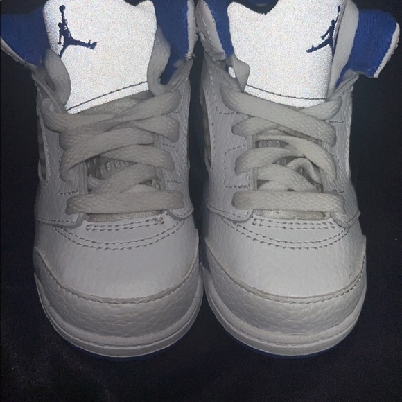 Jordan 5s - Picture 3 of 4